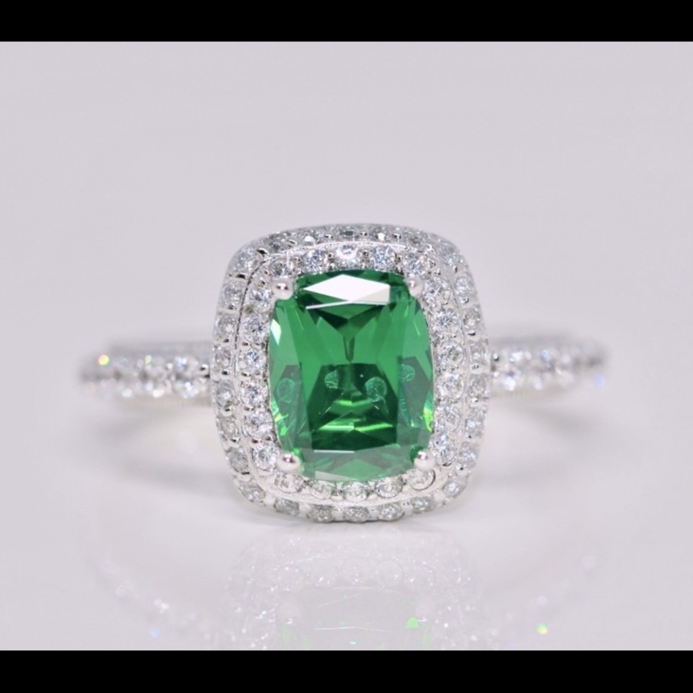 Tacori Green Diamonique halo engagement ring - Picture 6 of 14